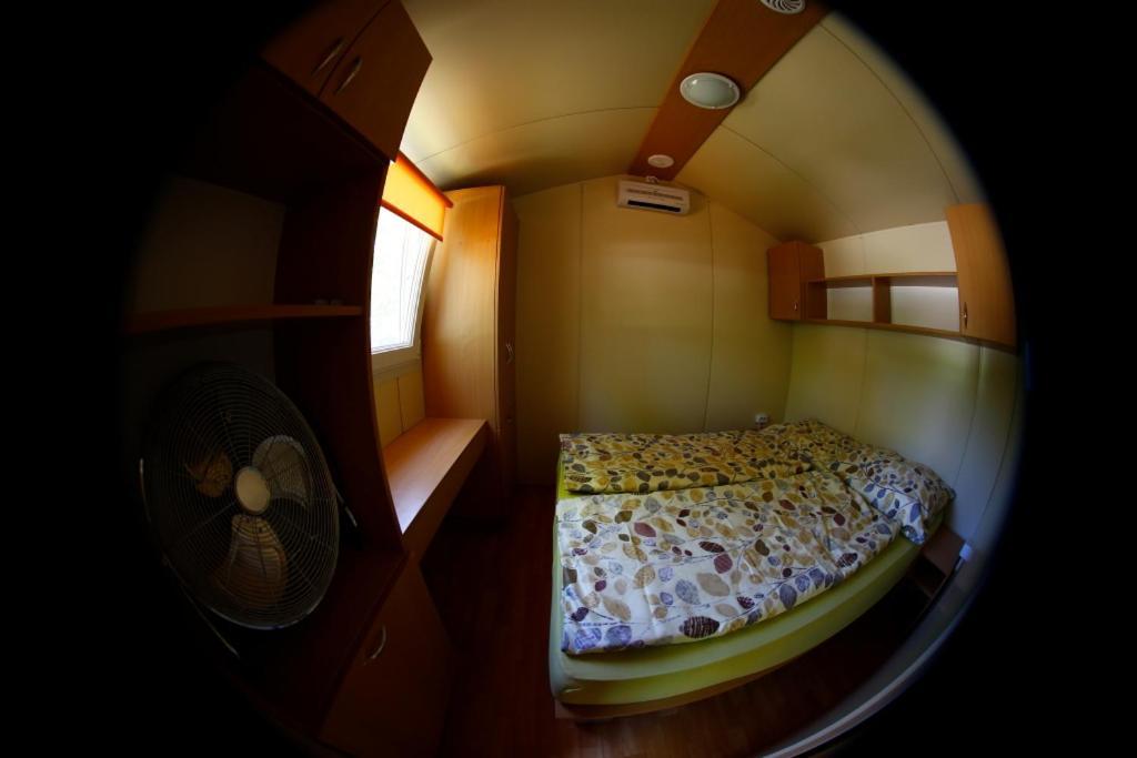 Lipot Termal Camping المظهر الخارجي الصورة